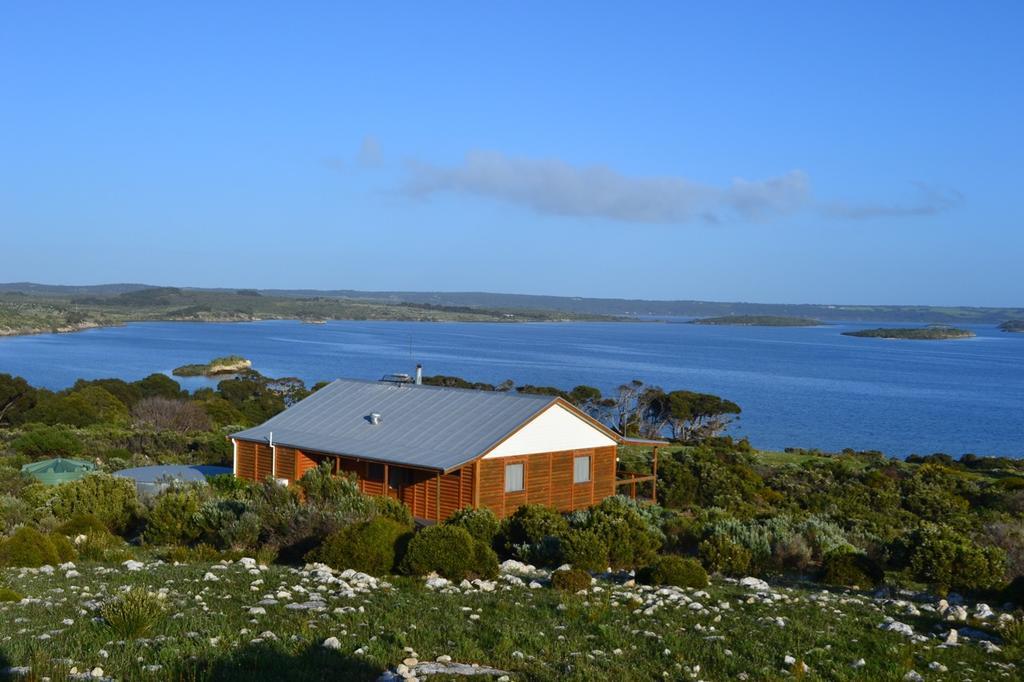 Вилла Pelican Lagoon Cabin Экстерьер фото